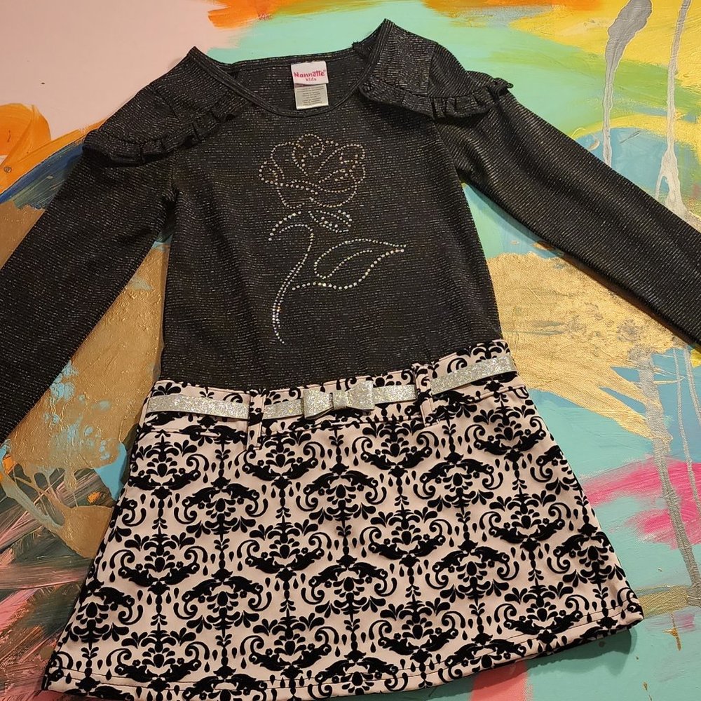 Cute above the knee ,long sleeve.